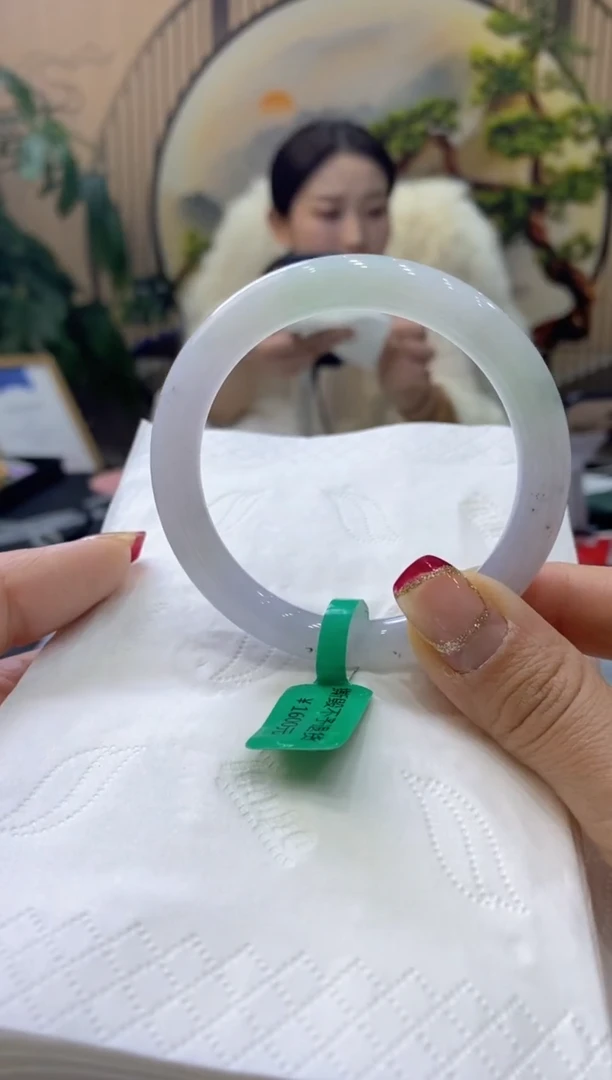 【闪购商品】翡翠手镯未镶嵌99903729