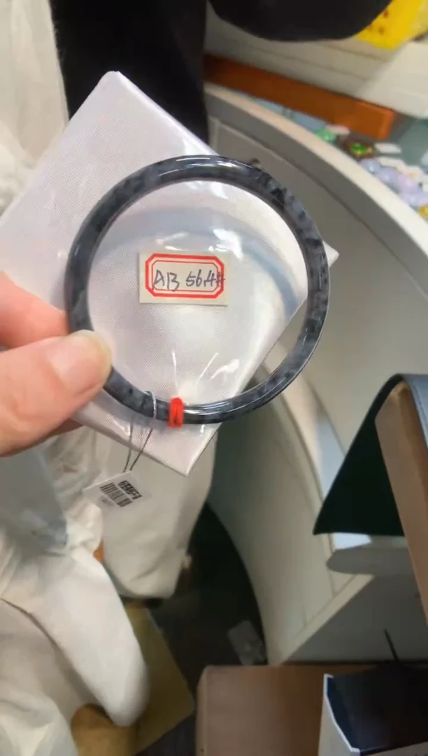 未镶嵌手镯翡翠手镯