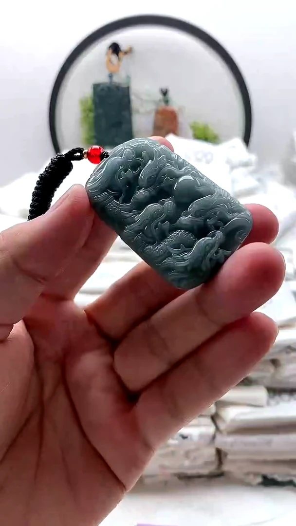 颈饰未镶嵌翡翠九龙1