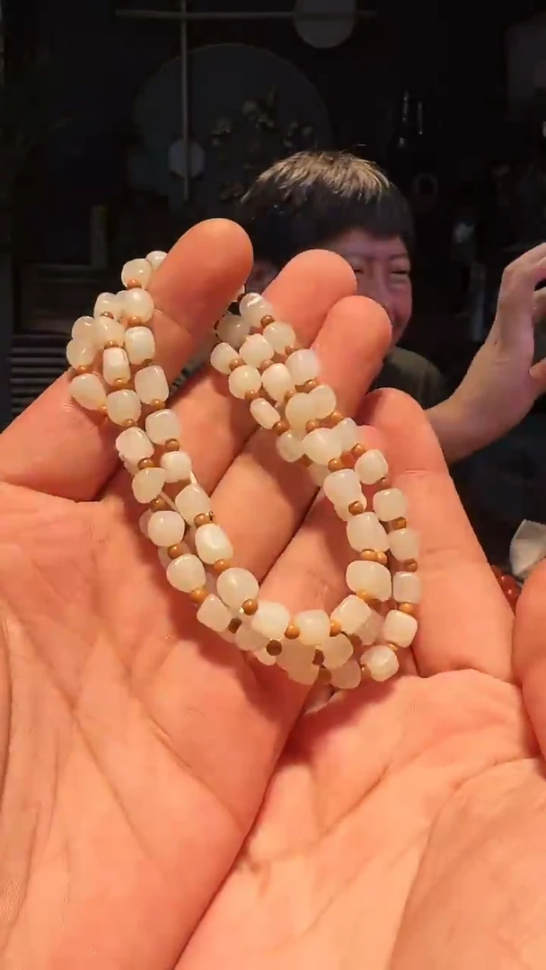 【闪购商品】和田玉手串未镶嵌多圈