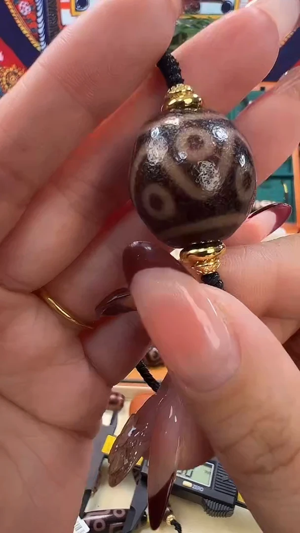 玛瑙/玉髓（覆膜）颈饰合金24.（微瑕）
