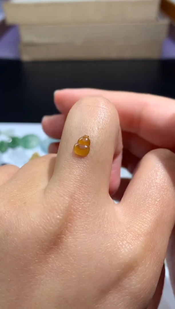 未镶嵌定制翡翠毛货