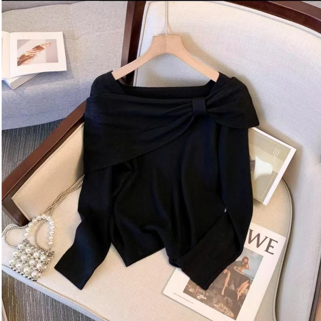 【醋包】设计感一字肩针织衫春秋款蝴蝶结毛衣＋裙子气质套装（6277）