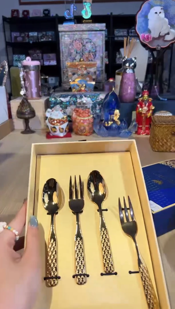 54俄皇双叉双勺（金色）