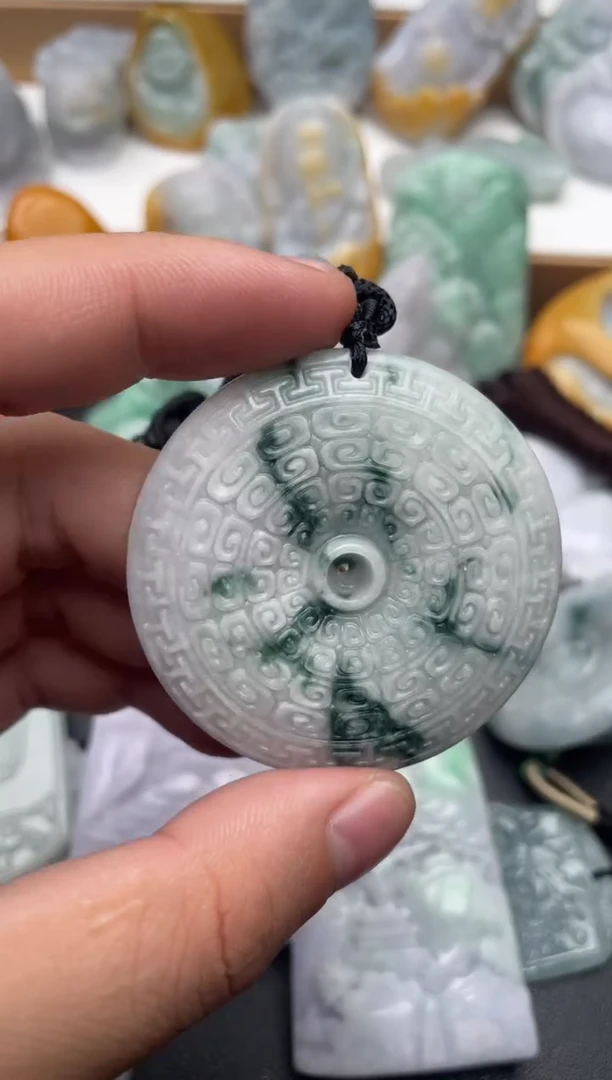 吊坠(不含链)未镶嵌翡翠1