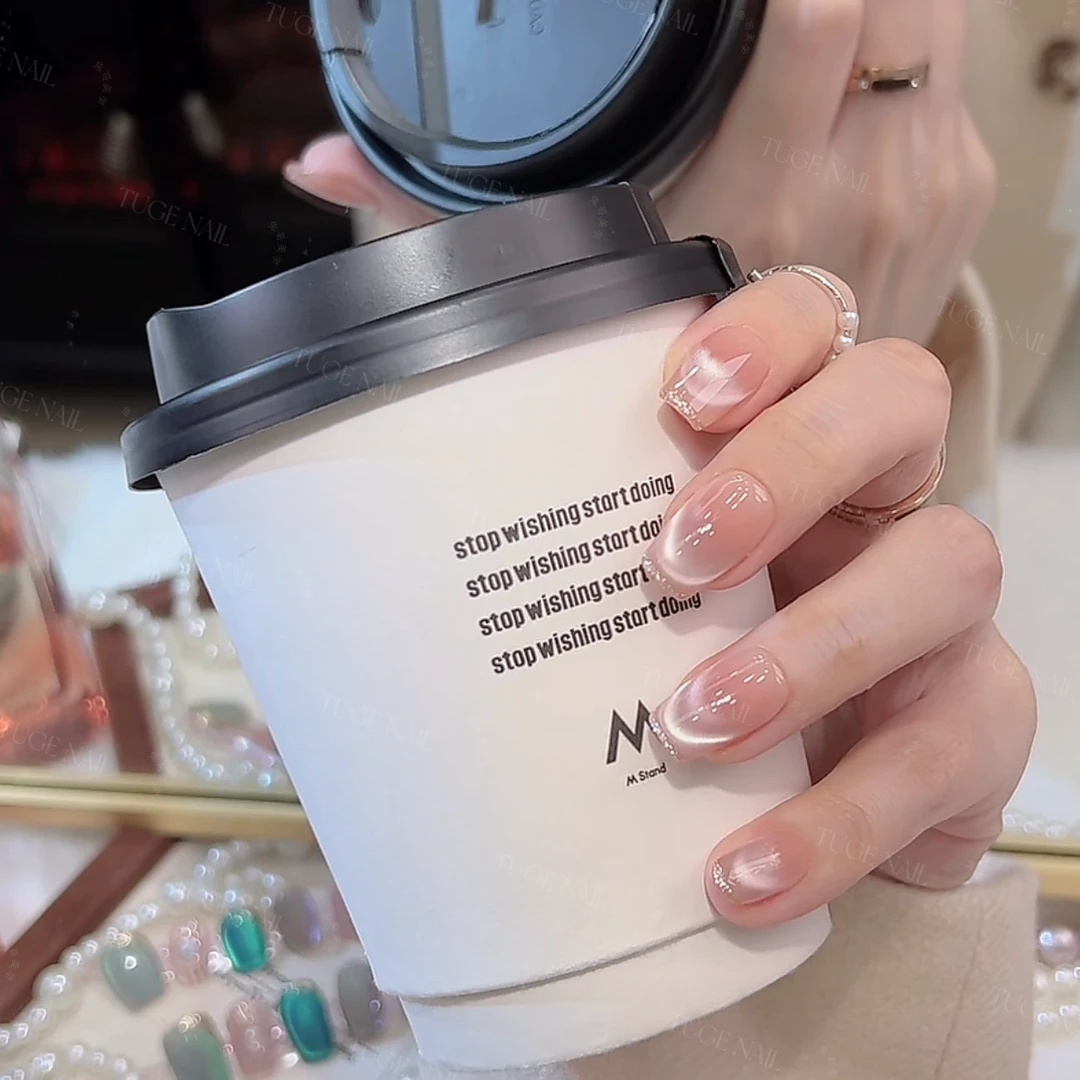 TugeNail “爵迹”秋冬显白金边法式猫眼纯欲手工短椭圆穿戴甲TGLI