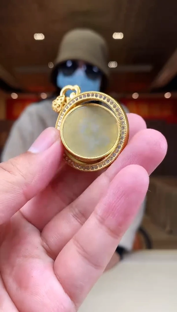 【闪购商品】翡翠颈饰未镶嵌        *502