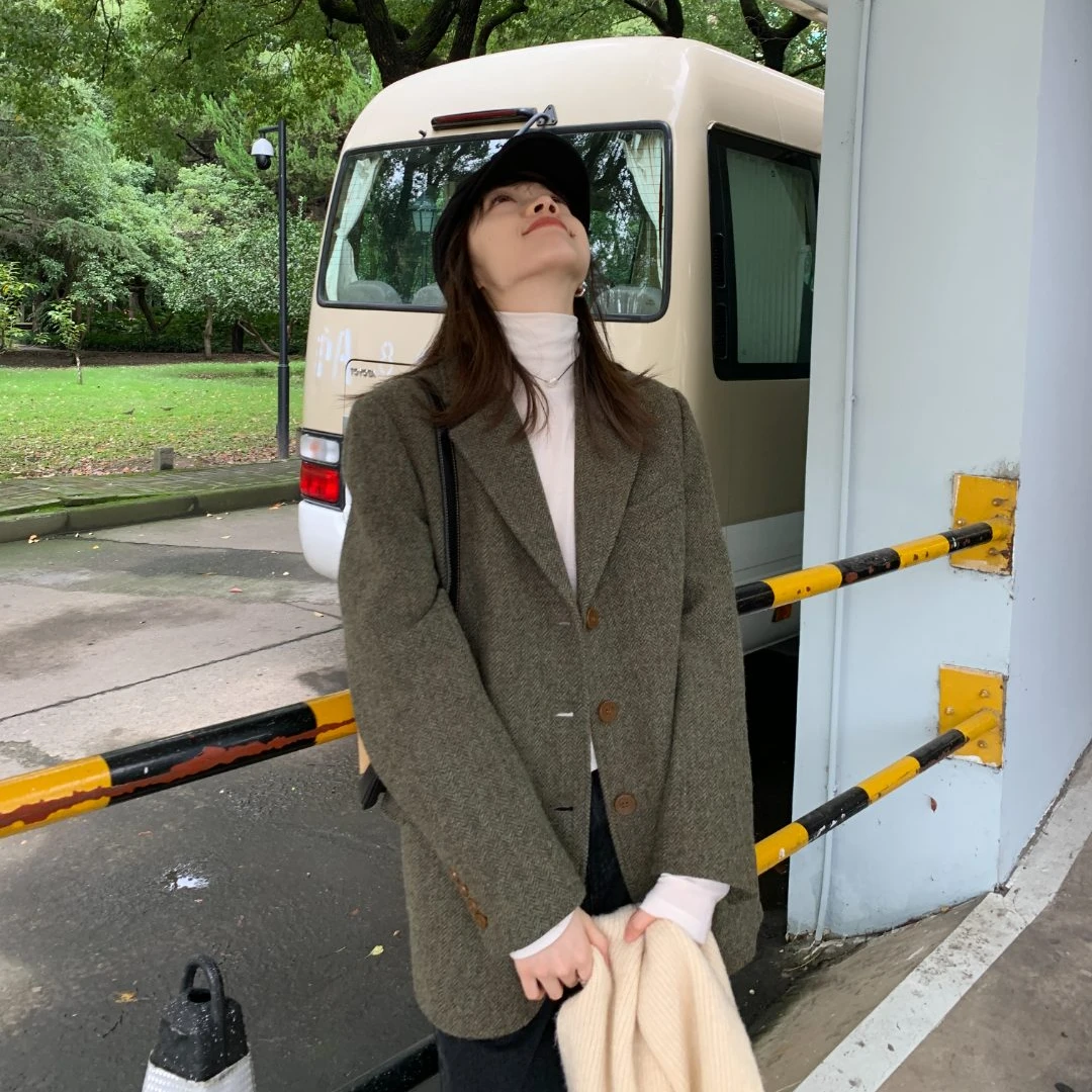 挪威初冬本期倾情推荐实物更美全羊毛高品质西装复古人字纹309WT3