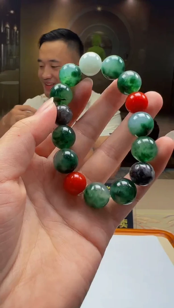 翡翠未镶嵌颈饰YY2025-8-16-13