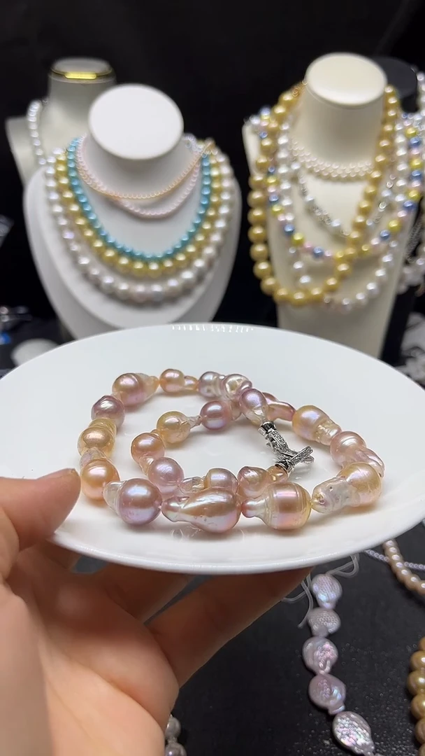 颈饰未镶嵌淡水珍珠多人