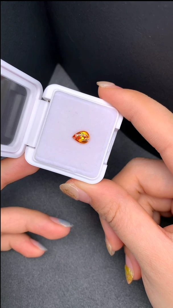 【闪购商品】石榴石无未镶嵌1.18克拉