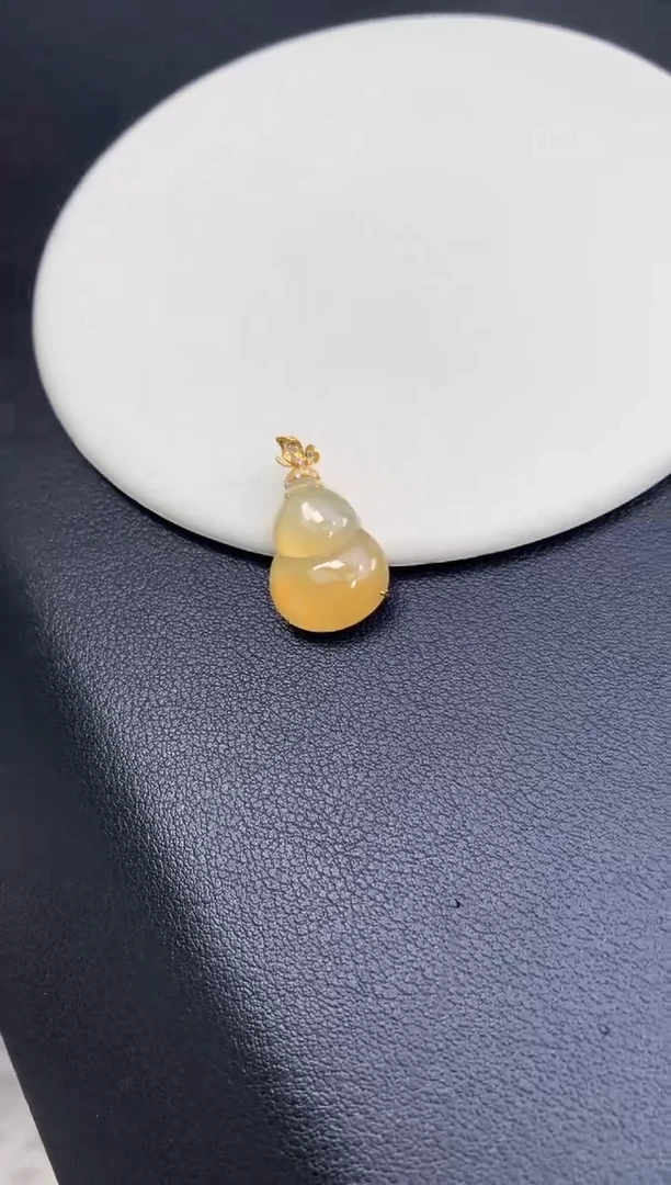 18K金镶嵌定制翡翠48小时鉴赏期 退货不扣服务费