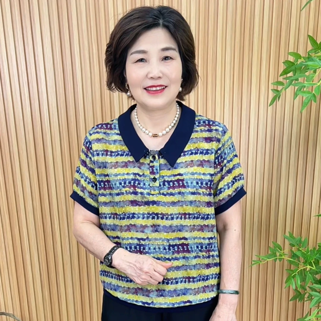 显瘦女装薄款中老年阔太太女装自然密语连帽时尚条纹娃娃领V2867