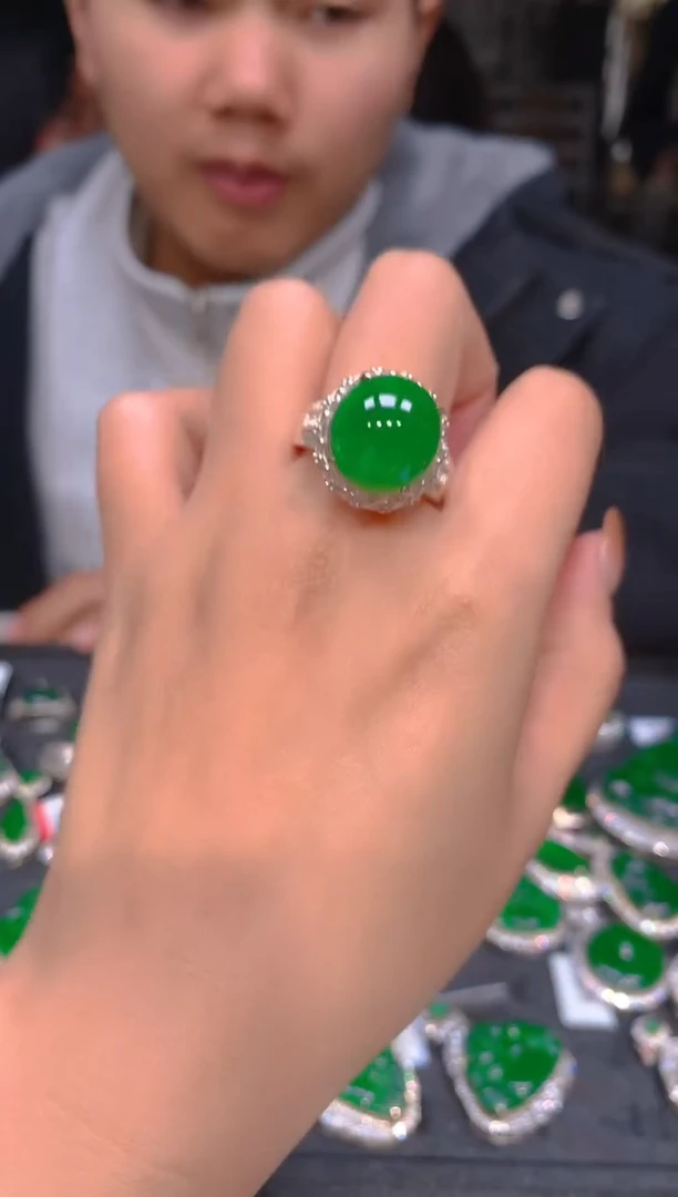 【闪购商品】定制翡翠未镶嵌62定制翡翠 多样性发货（发其一）