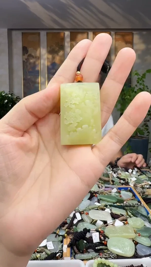 未镶嵌和田玉挂件拍一发一