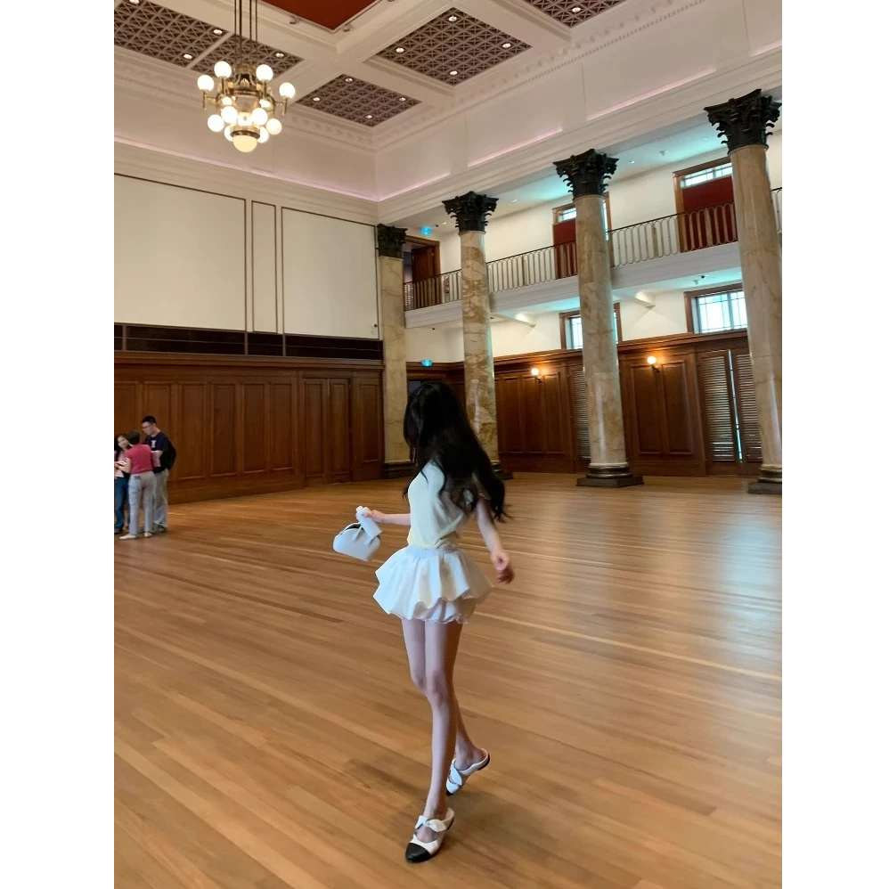 向晚·夏日百搭甜辣风立体剪裁显瘦高腰蓬松褶裥设计感花苞裙裤