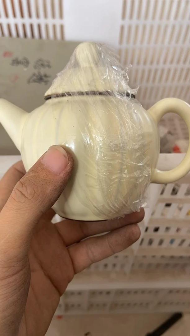 无运费险有瑕疵的摄影的产品有使用过的痕迹有点脏介意勿拍