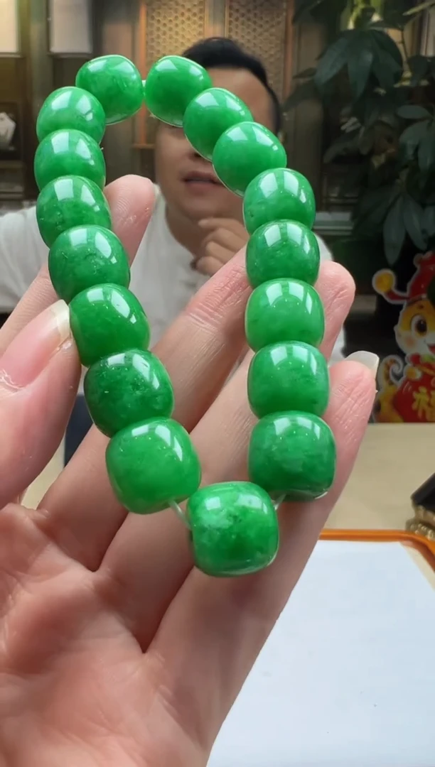 翡翠未镶嵌颈饰YY-2025-6-3-41