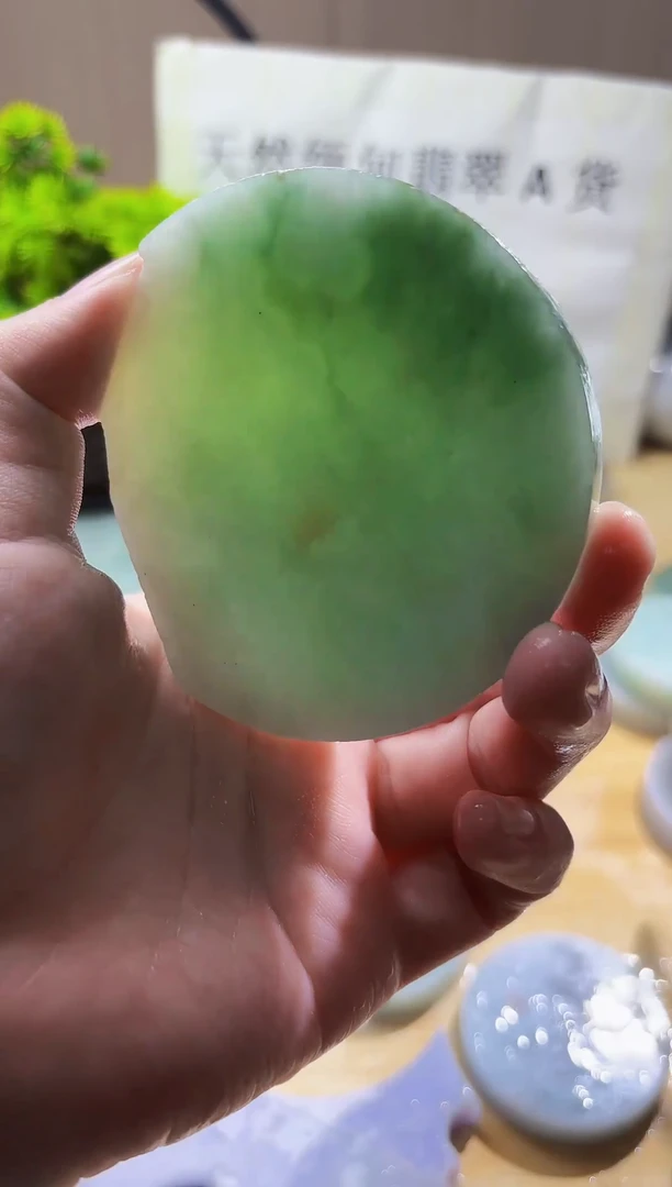 翡翠未镶嵌颈饰翡翠A货602