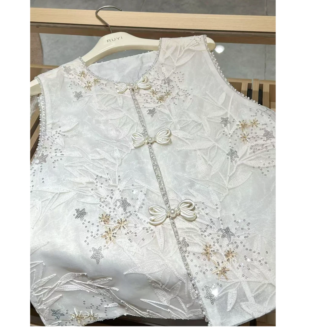 入艺613【Y I月明】25春上新 气质款新中式蝴蝶扣马甲-RY2530393