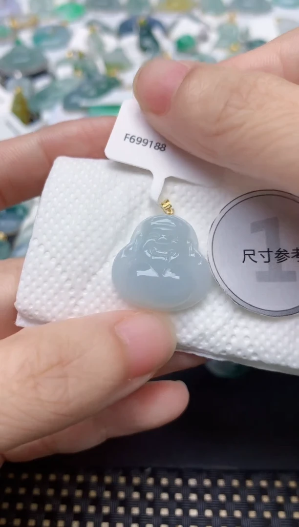 颈饰18K金镶嵌翡翠天然缅甸A货翡翠