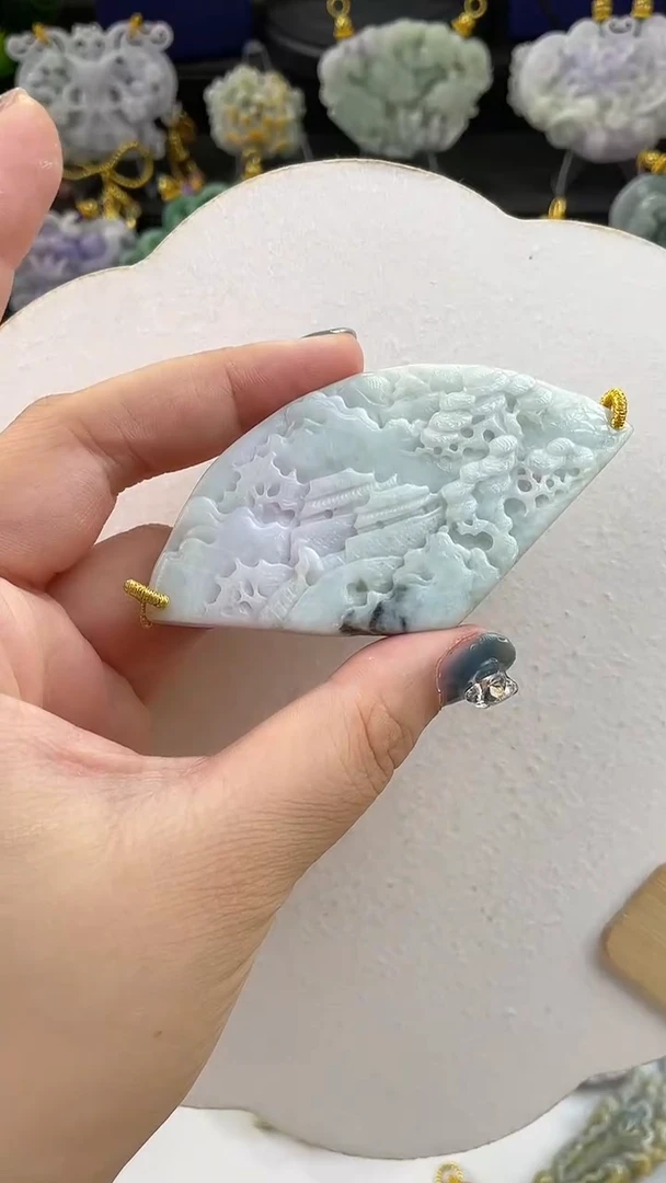 翡翠未镶嵌颈饰不带链
