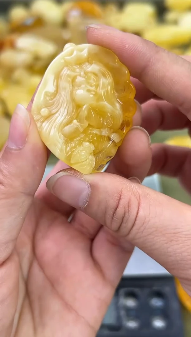 裸石琥珀未镶嵌琥珀蜜蜡吊坠