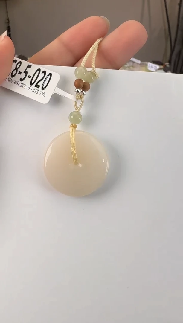 和田玉未镶嵌颈饰扣 20