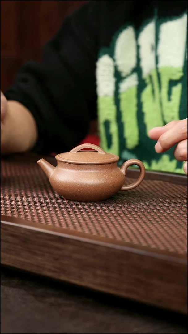 茶壶紫砂青降坡 静心汉瓦