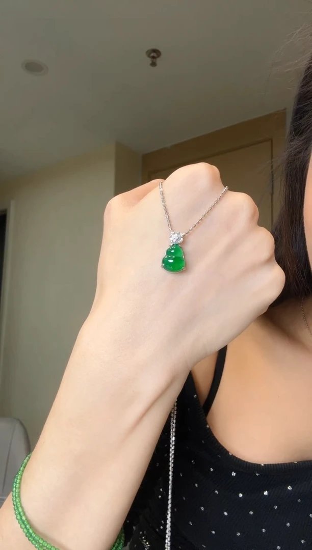 【闪购商品】翡翠吊坠(不含链)银S925镶嵌天然翡翠吊坠1