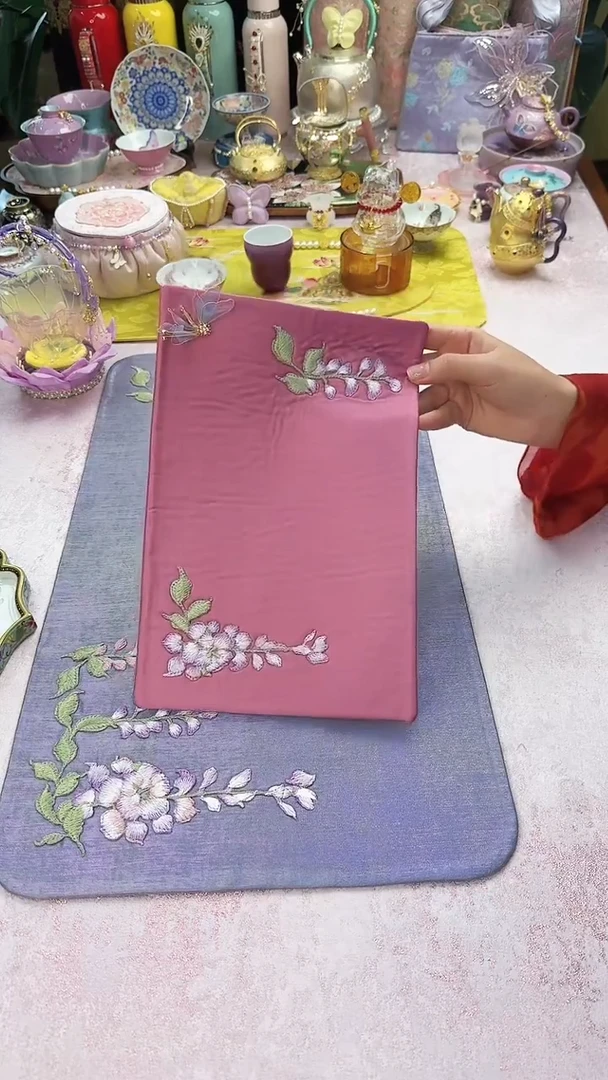 58粉色紫藤花茶席