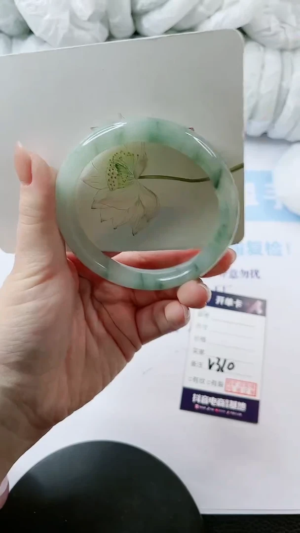 【闪购商品】石英质玉手镯未镶嵌多样性发货V310