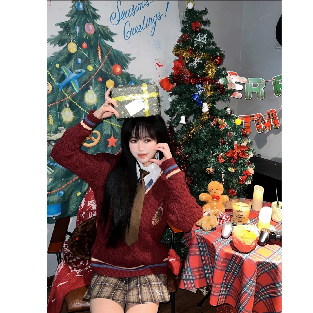 迪士尼圣诞节穿搭红色针织毛衣美式学院风jk制服新年战袍短裙套装