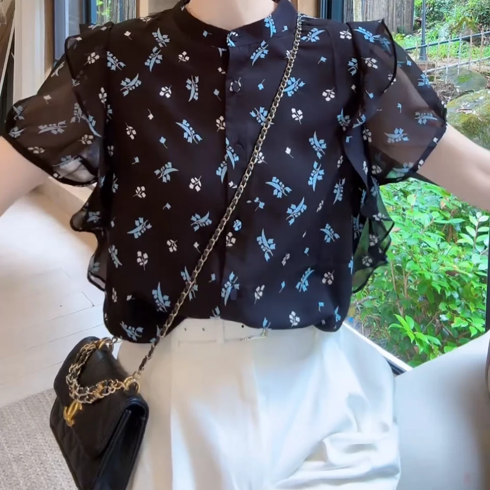 新款减龄休闲圆领格纹短袖衬衫女