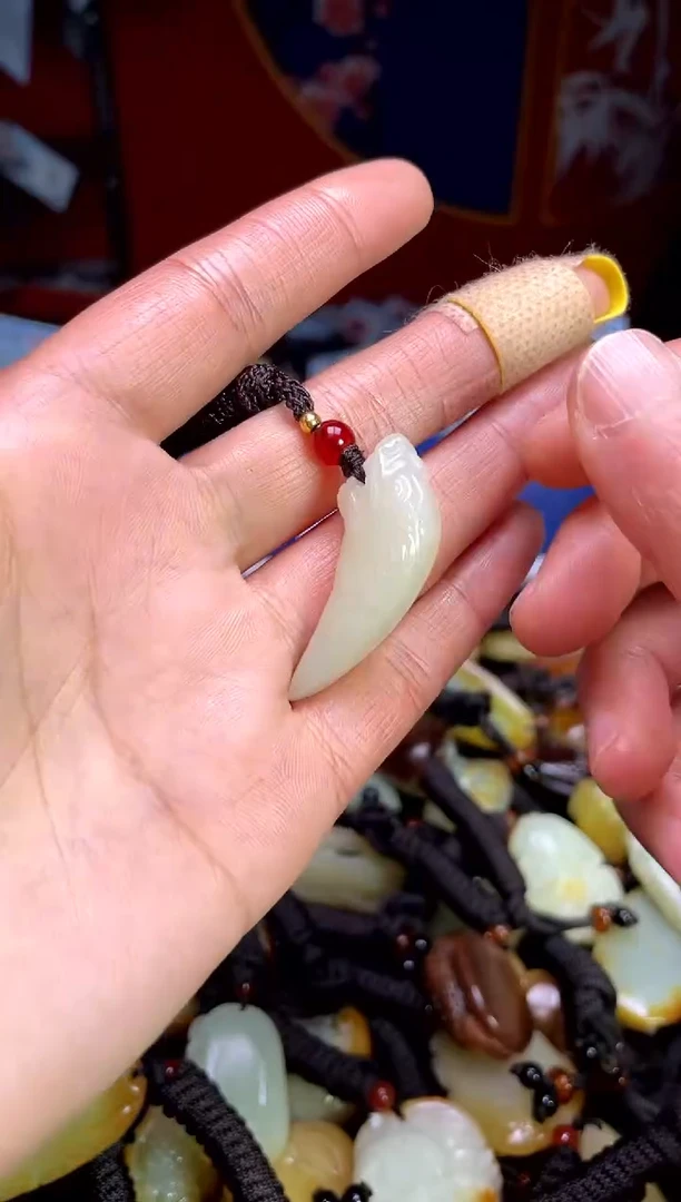 【闪购商品】和田玉颈饰未镶嵌23