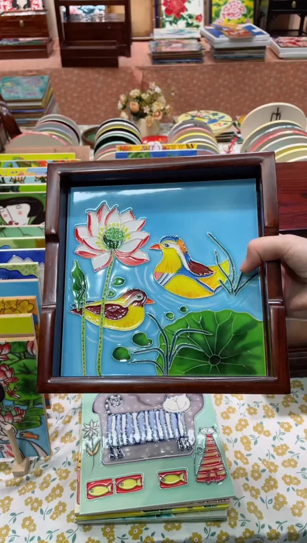【闪购商品】瓷片23*23cm陶瓷鸳鸯戏荷茶盘