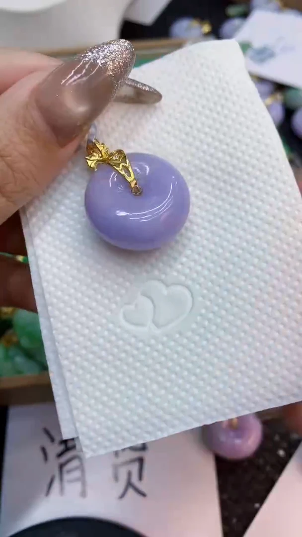 颈饰未镶嵌翡翠多样性发其一