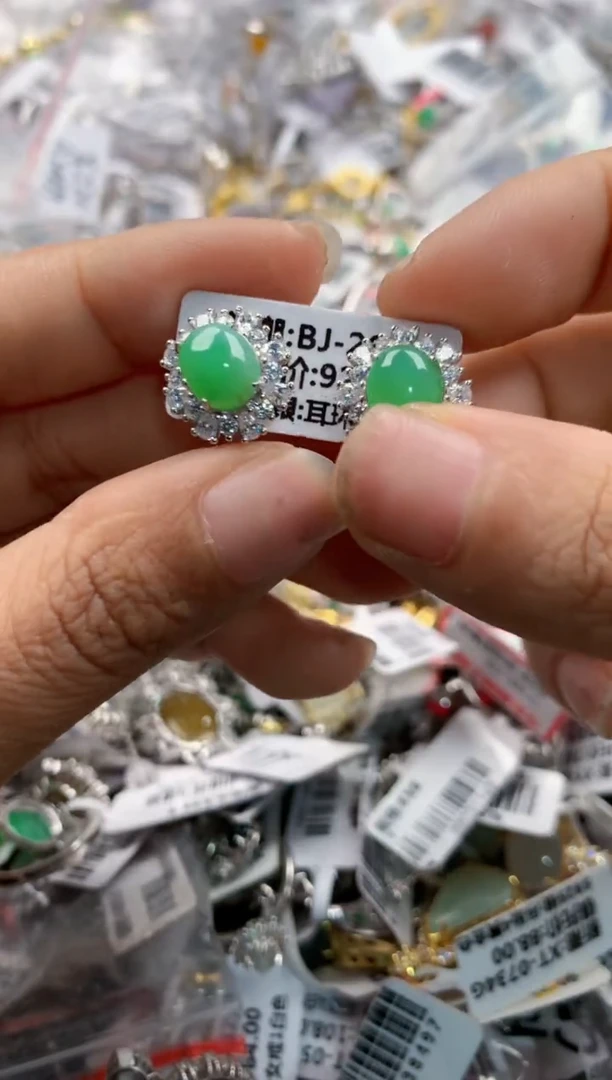 银S925镶嵌戒指翡翠666    9