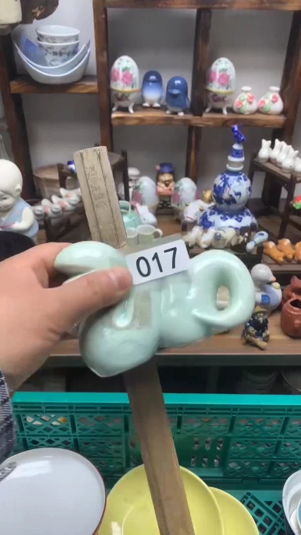 瓷片森****蒿A龙华精品陶瓷店