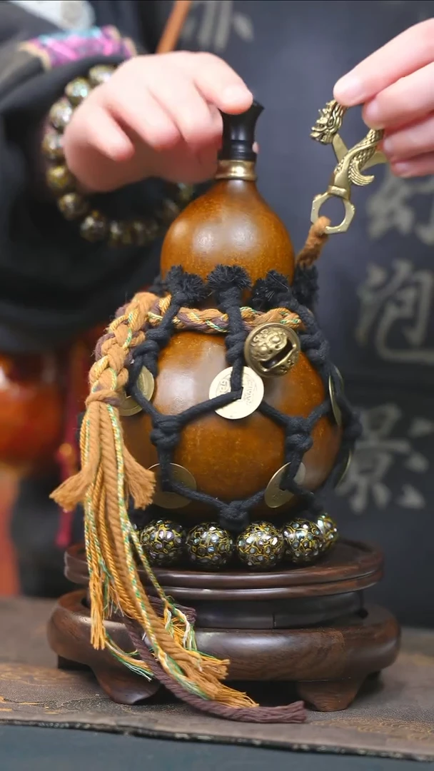 【闪购商品】YF111大漆酒葫芦不包手串及旋转底座