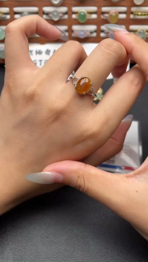 翡翠戒指银S925镶嵌一物一证一礼盒