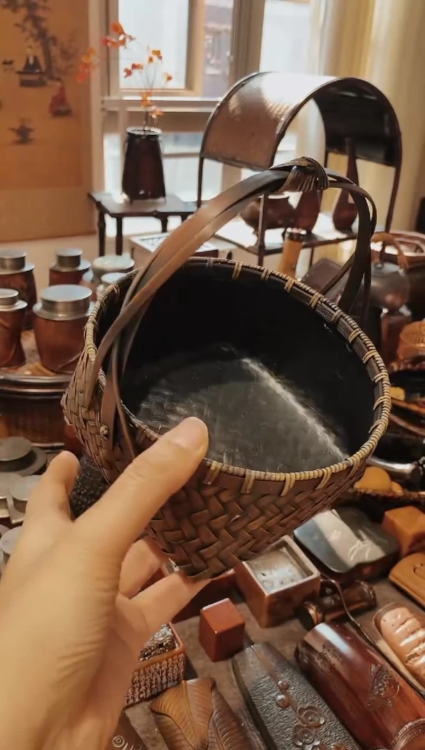 竹编碳筐精品小号