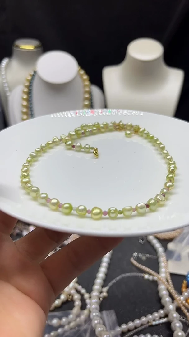 颈饰未镶嵌淡水珍珠多人