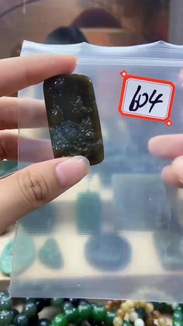 未镶嵌和田玉挂件1
