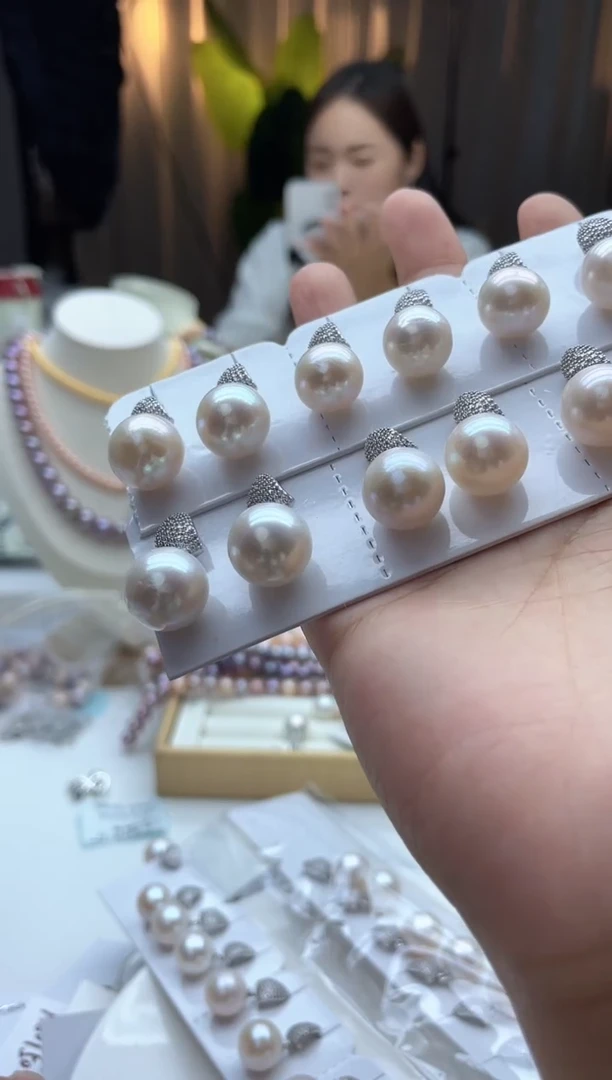未镶嵌耳饰淡水珍珠13mm白珠耳饰（多样性发一）