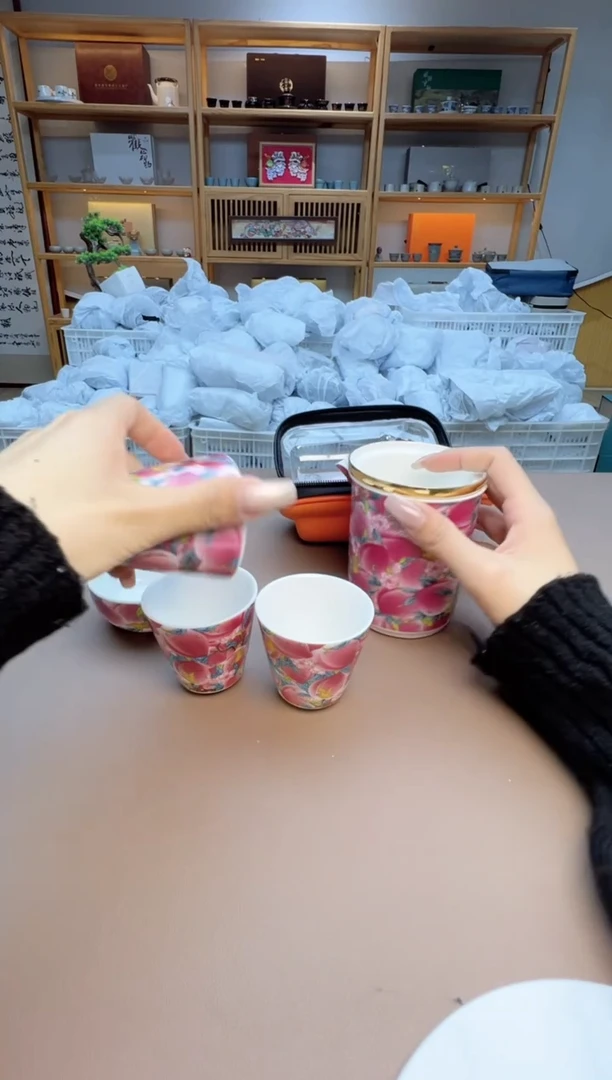 【闪购商品】摆件瓷制品S1111111111111