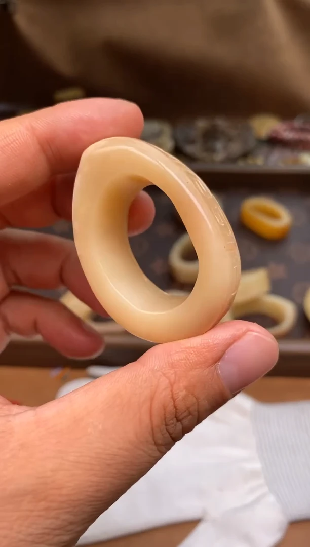 其他驼骨P1272-回纹圈子-有棕裂