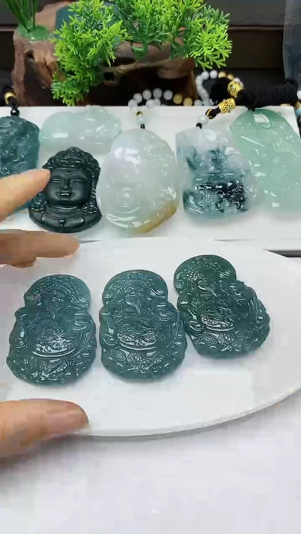 【闪购商品】翡翠颈饰未镶嵌多样性发其一
