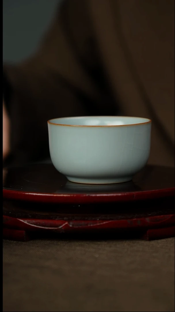 微微瑕 元宝杯 无底款