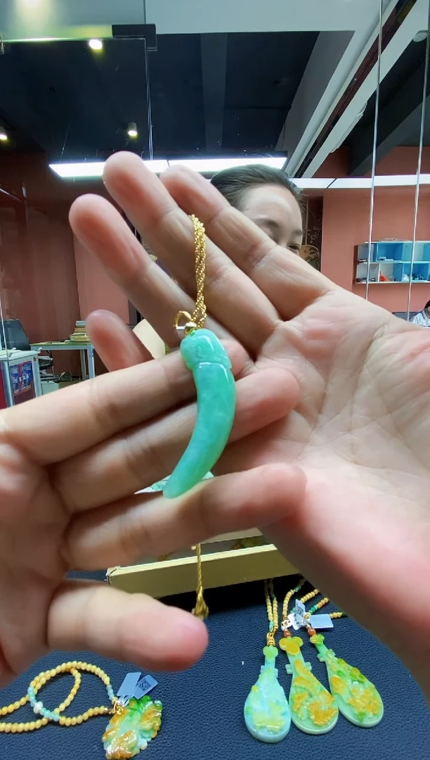 颈饰未镶嵌翡翠翡翠吊坠